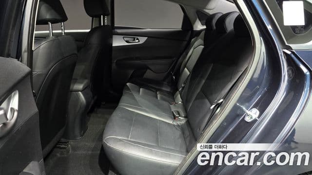 Kia The / новый New K3 2세대 Prestige, 2022 12