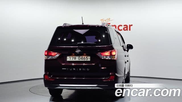 KG모빌리티(SsangYong) Korando 투리스모 4WD TX 9인승, 2016 4