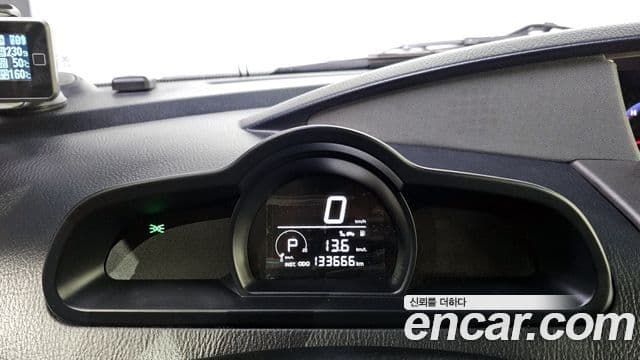 KG모빌리티(SsangYong) Korando 투리스모 4WD TX 9인승, 2016 8