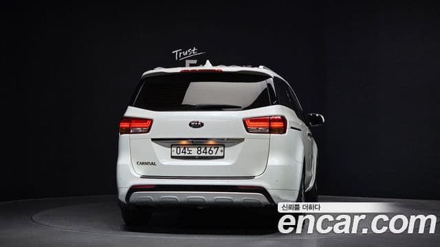 Kia All New Carnival Special, 2018 4