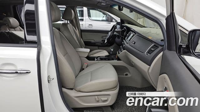 Kia All New Carnival Special, 2018 11