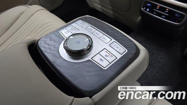 Genesis G80 (RG3) бензин 2.5 турбо AWD, 2023 18