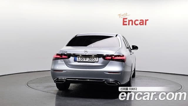 Mercedes-Benz E-класс W213 Exclusive, 2022 4