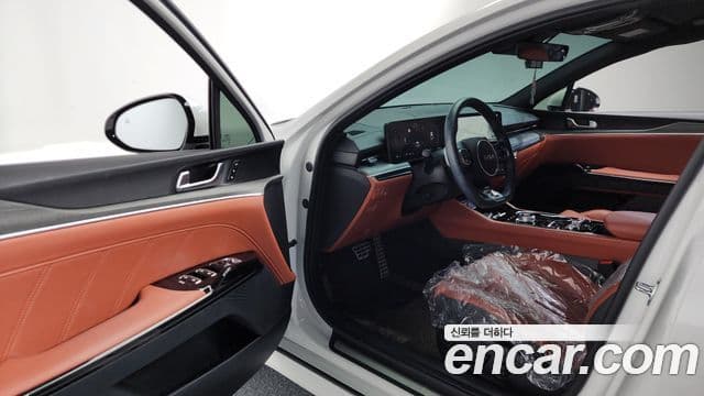 Kia The / новый New K5 3세대 Signature, 2024 10