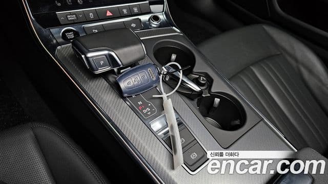 Audi A6 (C8), 2021 9