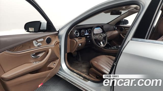 Mercedes-Benz E-класс W213 Exclusive, 2017 10