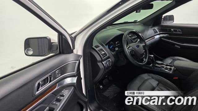 Ford Explorer 5세대, 2018 12