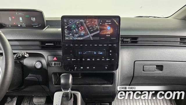 Hyundai Staria Modern, 2023 19