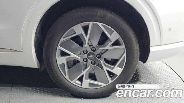 Genesis electrified GV70 e-AWD, 2022 все фото