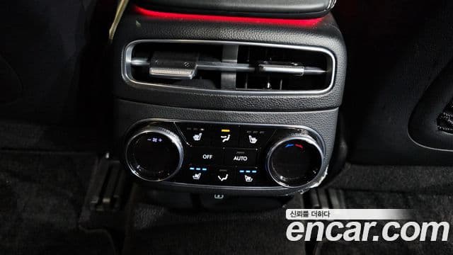 Genesis electrified GV70 e-AWD, 2022 18