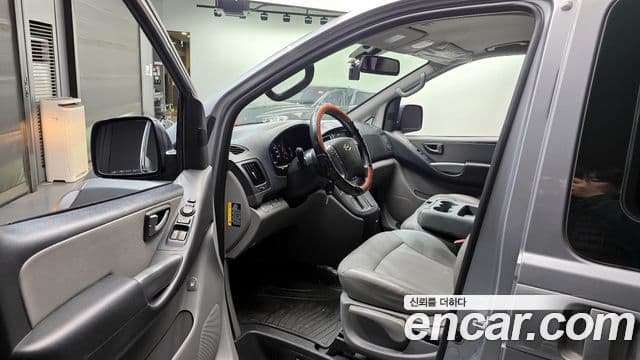 Hyundai Grand Starex Smart, 2017 10