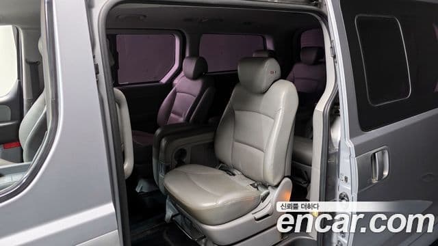 Hyundai Grand Starex Smart, 2017 11