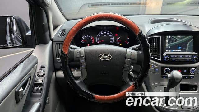 Hyundai Grand Starex Smart, 2017 13