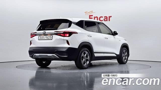 Kia Seltos Trendy, 2022 2