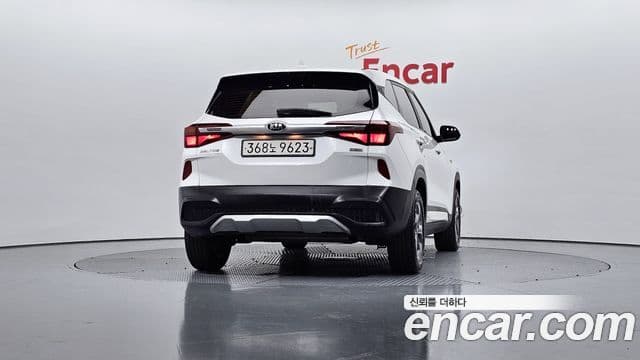 Kia Seltos Trendy, 2022 4