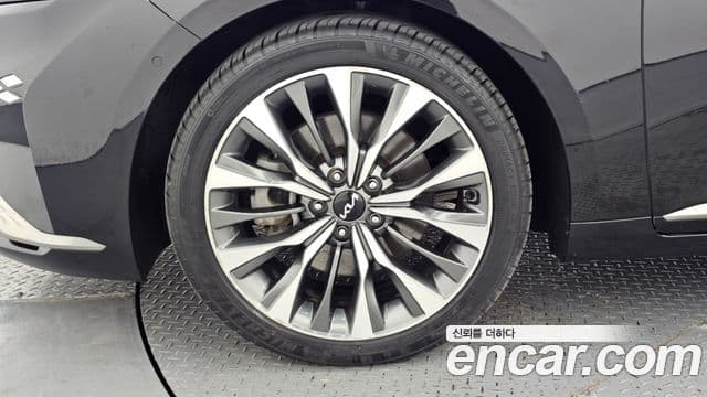 Kia K8 Noblesse, 2022 все фото