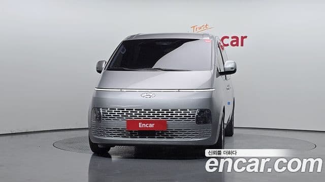 Hyundai Staria Modern, 2022 3