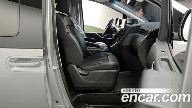 Hyundai Staria Modern, 2022 11