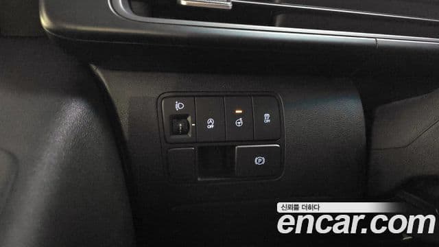 Hyundai Staria Modern, 2022 18