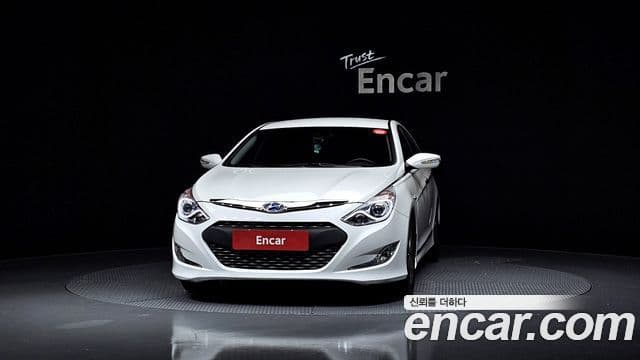 Hyundai Sonata гибрид Premier, 2012 3