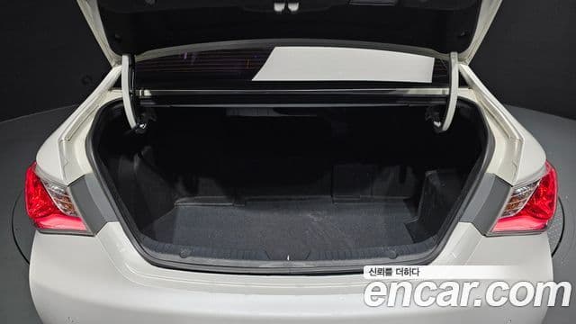 Hyundai Sonata гибрид Premier, 2012 20