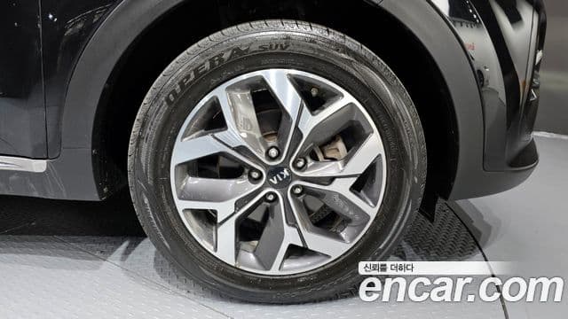 Kia Sportage The / новый Bold Signature, 2020 все фото