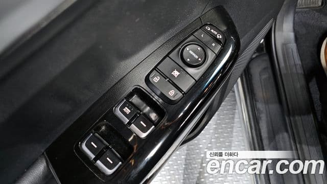 Kia Sportage The / новый Bold Signature, 2020 13