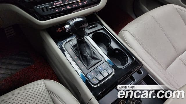 Kia All New Carnival President, 2016 9