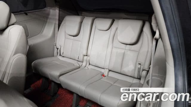 Kia All New Carnival President, 2016 13