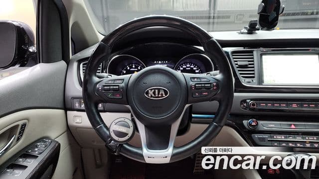 Kia All New Carnival President, 2016 14