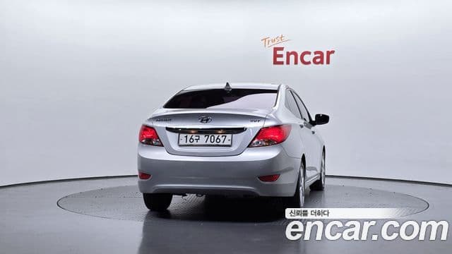 Hyundai Accent(новый кузов / новое поколение) Modern, 2016 4