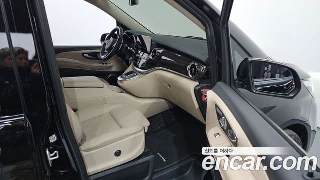 Mercedes-Benz V-класс W447, 2024 10