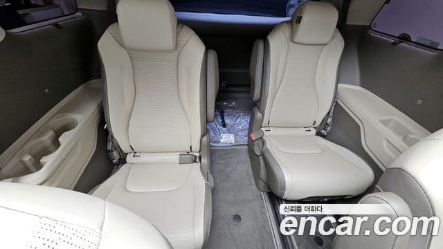 Kia Carnival 4세대 Signature, 2023 12