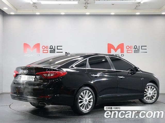 Hyundai LF Sonata Special, 2016 3