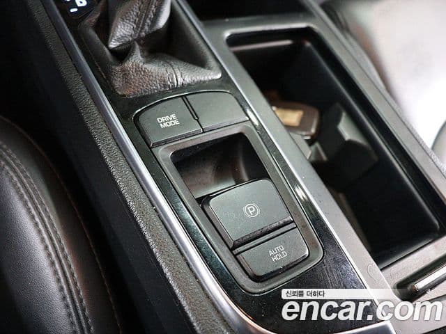 Hyundai LF Sonata Special, 2016 12