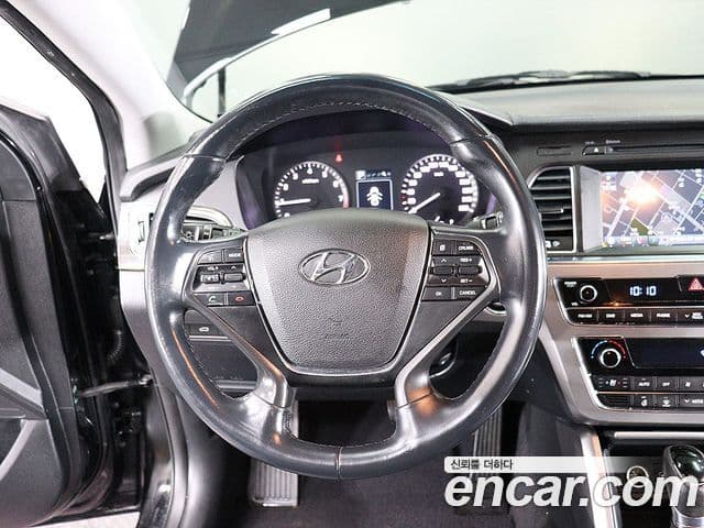 Hyundai LF Sonata Special, 2016 15