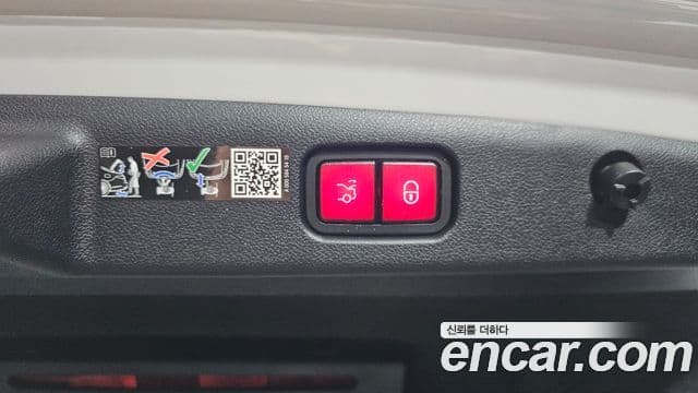 Mercedes-Benz E-класс W214 AMG Line, 2026 19