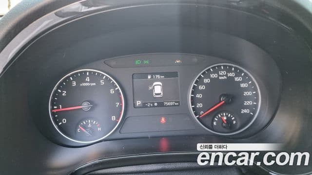 Kia Seltos Prestige, 2022 8