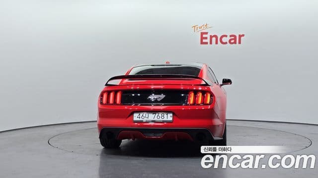 Ford Mustang купе, 2017 4