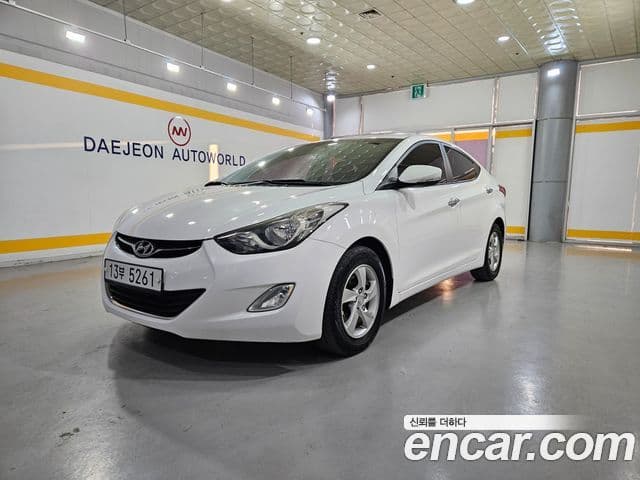 Hyundai Avante MD Luxury, 2012 1