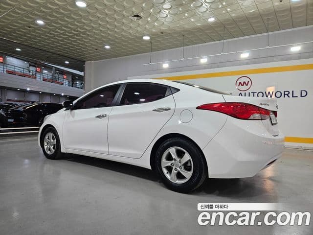 Hyundai Avante MD Luxury, 2012 4