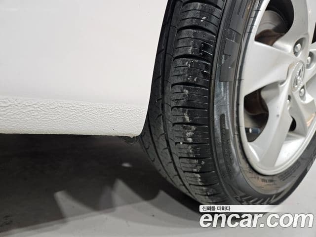 Hyundai Avante MD Luxury, 2012 15