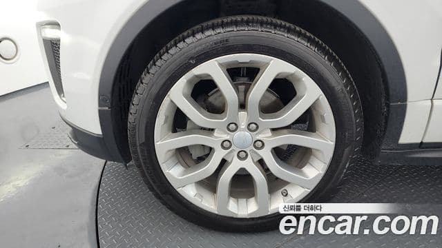 Land Rover Range Rover Evoque 2.0 TD4 HSE Dynamic, 2019 все фото