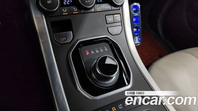 Land Rover Range Rover Evoque 2.0 TD4 HSE Dynamic, 2019 9