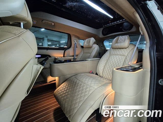 Kia Carnival 4세대 бензин 9인승 High Limousine(компания по спецнадстройкам), 2021 12