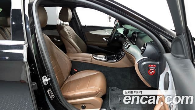 Mercedes-Benz E-класс W213 Avantgarde, 2021 11