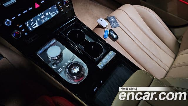 Genesis G80 (RG3) бензин 2.5 турбо AWD, 2025 9