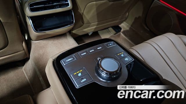 Genesis G80 (RG3) бензин 2.5 турбо AWD, 2025 19