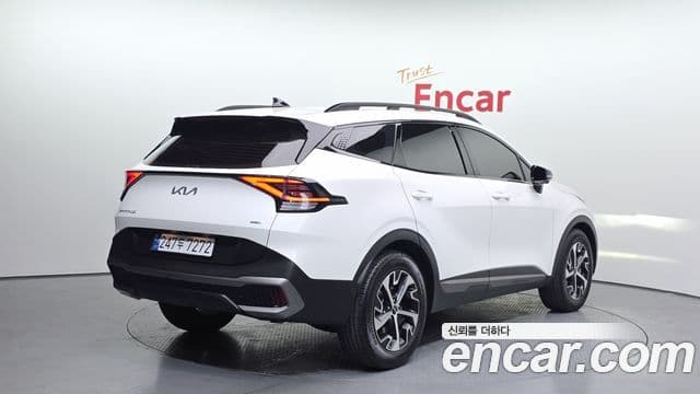 Kia Sportage 5세대 гибрид Signature Gravity 2WD, 2024 2