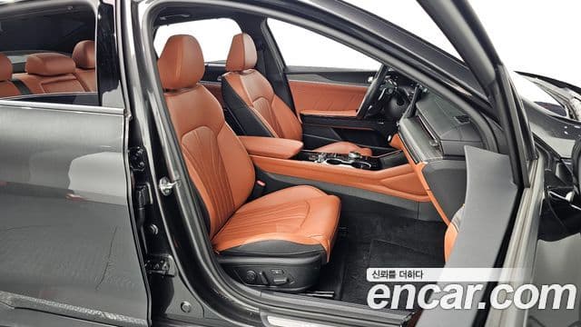 Kia The / новый New K5 гибрид 3세대 Signature, 2024 10